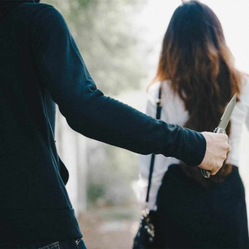 Το μαχαίρι είναι όπλο ενέδρας – επιθέσεις με μαχαίρι: γιατί βασιλεύει η παραπληροφόρηση